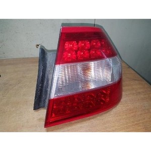 Luz Trasera Derecha Usada MKZ 6H631313504AG - Product Image 1