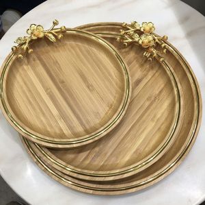 Ensemble de plateaux à fruits en bois artisanal de qualité supérieure, accents floraux en métal plaqué or, plateau de service de luxe pour les fêtes de mariage - Product Image 1