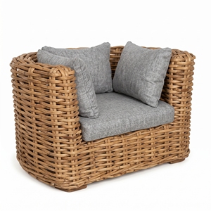 Fauteuil Surabaya en bois d'acajou avec cadre en rotin demi-tressé, coussins gris clair poli Dhapnie, fauteuil de jardin haut de gamme pour l'extérieur - Product Image 1