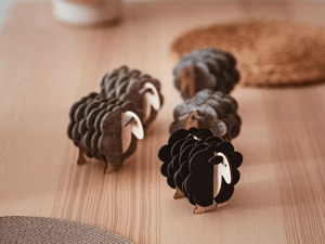 Cartoon Sheep Wooden Coaster Set Flower Shape Non-Slip <b>Mats</b> Black Felt Pads 6mm Thickness - Product Image 2