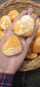 มาใหม่หินแคลไซต์สีเหลืองหัวใจพองอัญมณีธรรมชาติขัดเงาคุณภาพระดับพรีเมียมของขวัญสำหรับการรักษาความรักในการทำสมาธิขายส่ง - Product Image 4