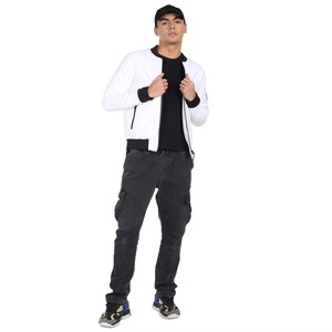 เสื้อแจ็คเก็ตบอมเบอร์สีขาวสำหรับผู้ชาย คอปกพับได้ เสื้อคลุมลำลองสำหรับฤดูใบไม้ร่วง ทรงเข้ารูป ผลิตจากวัสดุโพลีเอสเตอร์ - Product Image 2