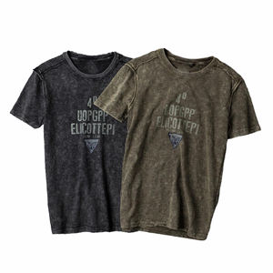 T-shirts personnalisés de haute qualité, T-shirts délavés à la pierre 200 GSM, T-shirt vintage personnalisé pour homme, T-shirt délavé à l'acide, T-shirt délavé aux enzymes et aux minéraux - Product Image 1