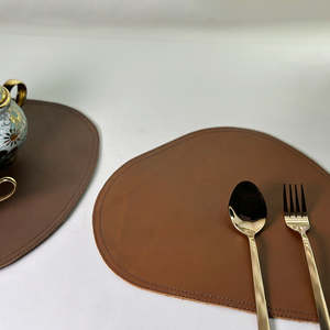 Set de table en cuir véritable, set de table en cuir végétalien, set de table irrégulier, écologique, imperméable, pour table de luxe - Product Image 3