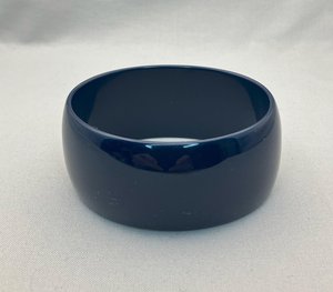 Bracelet en résine noire tendance, léger et confortable à porter, artistique et élégant, bracelets en résine Angel - Product Image 4