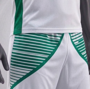 Conjunto de Camiseta de Fútbol para Hombre, Cuello en V, Blanco y Verde, Manga Corta, Estampado a Rayas, Poliéster, Cintura Elástica, Ajuste Atlético, para Todas las Temporadas - Product Image 6