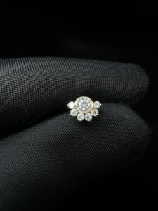 Boucles d'oreilles soleil en or 14 carats avec diamant de laboratoire et diamant rond, bijoux de piercing - Product Image 3