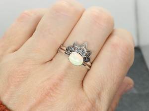 Anillo de Ópalo Etíope, Juego de Anillos Apilables de Plata de Ley con Diseño de Loto Bohemio, Joyería Minimalista para Mujer, Proveedor Mayorista - Product Image 3