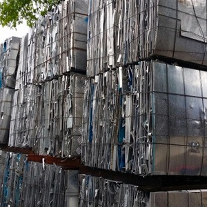 Aluminium secondaire de haute qualité provenant de déchets d'extrusion d'aluminium 6063, préparé pour les importateurs, avec un matériau propre et trié, emballé - Product Image 1