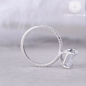 แหวนหมั้นเพชรโมอิสซาไนต์ทรงคุชชั่นสำหรับผู้หญิงจาก Charm_Jewells เงินแท้ 925 ชุบโรเดียม ประดับแบบหนามเตย สไตล์คลาสสิก รับรองโดย IGI - Product Image 5