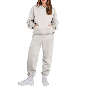Conjunto Deportivo Personalizado Unisex de Invierno, Sudadera con Estampado, Pantalones para Correr, Chándal para Mujer, 100% Algodón Ligero - Product Image 1