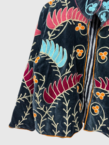 Veste en velours à col mandarin brodée à la main avec des motifs floraux, manches longues, blazer pour femme adulte, style élégant pour l'automne - Product Image 4