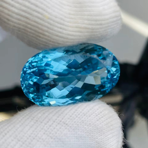 Topaze bleue naturelle, taille ovale, grande taille 50,93 carats, qualité AAA, lustre parfait, disponible à prix avantageux. - Product Image 2