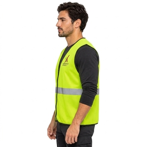 Chaleco de Seguridad de Alta Visibilidad para Hombre con Tiras Reflectantes, Tela Resistente para Trabajo, Ajuste Ligero y Cómodo, para Construcción y Uso General - Product Image 4