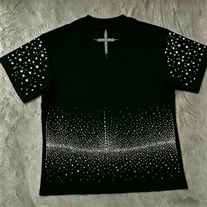 Camiseta Oversize Negra Personalizada de Alta Calidad con Pedrería para Hombre, Camisetas de Algodón con Gráficos de Pedrería Personalizados, Ropa al por Mayor - Product Image 2
