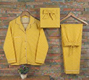 Hermoso Conjunto de Pijama de Algodón Hecho a Mano en India con Estampado Térmico para Mujer, Reversible, Cuello en V, Mangas Largas, Ropa de Dormir de Verano - Product Image 2