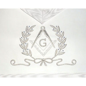 Delantal Masónico Azul de la Logia Maestra, Bordado a Mano en Blanco, Regalia Masónica Bordada a Mano, Logotipo Personalizado a Precio Económico - Product Image 3