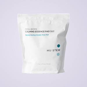 แผ่นเจลโทนเนอร์บำรุงผิวหน้า Myuseutem Cica-Biome Calming Essence Pads 60 แผ่น - Product Image 1
