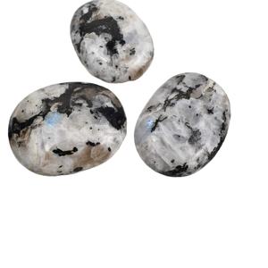 Piedra De Luna arcoíris superventas al por mayor, piedra preciosa de meditación tallada estilo Feng Shui pulida de cristal Natural para recuerdos - Product Image 1