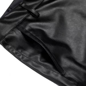 Shorts en cuir véritable de qualité supérieure avec finition lisse, coupe confortable, shorts de mode streetwear pour les soirées, les clubs et la plage - Product Image 2