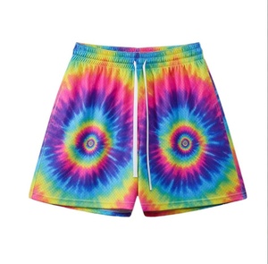 Shorts décontractés pour hommes personnalisés, à carreaux rouges et noirs, avec cordon de serrage, séchage rapide, en maille sport - Product Image 2