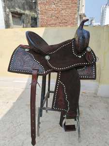 Selle de cheval en cuir occidental artisanale de qualité supérieure |   Équipement d'équitation durable sculpté à la main pour le trail |   Pleasure Ranch OEM Supply Export - Product Image 2