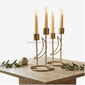 ที่วางเทียนรูปพระจันทร์เสี้ยวแบบทันสมัย – ชุดขาตั้งสีทองด้าน 2 ชั้น - Product Image 3