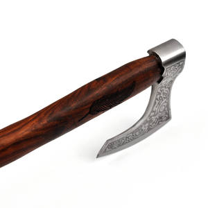 Hache de fendeur de qualité DIY, tête en acier au carbone, manche en bois de rose, design barbu, motif plume gravé, outil de fendeur d'arbres personnalisable - Product Image 2