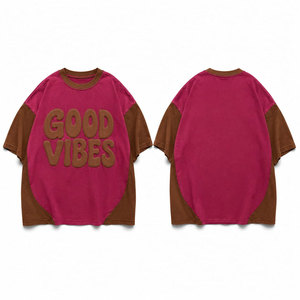 Camiseta Oversize para Hombre, Color Rojo Marrón con Bloques de Color, Estampado con Letras 'Good Vibes' en Relieve, Manga Corta, Cuello Redondo, Estilo Casual Tejido - Product Image 1