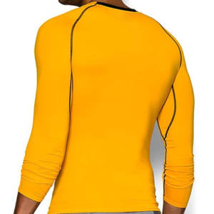 T-shirts de compression noirs à manches longues coupe ajustée – T-shirts de compression noirs à manches longues tendance - Product Image 4