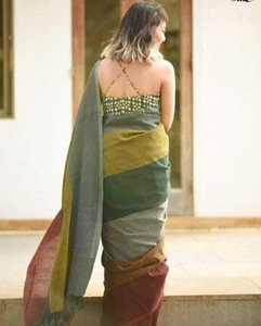Sari en coton et lin Kanjivaram imprimé KV pour femmes - Vêtement traditionnel pour les fêtes (Multicolore Automne) - Product Image 3