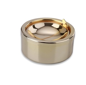 Cenicero para Exteriores con Tapa Abatible, Cenicero de Acero Inoxidable, Cenicero Metálico Resistente al Viento para Uso en Interiores o Exteriores - Product Image 3