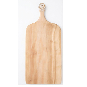 Planche à découper élégante en bois clair avec un motif en relief blanc orné et une poignée profilée robuste avec œillet de suspension - Product Image 3
