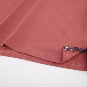 Camisa Polo Roja Sólida para Hombre, Manga Corta, Tela Oxford de Algodón, Cuello Interior con Diseño Paisley, Cierre de Botones, Corte Regular - Product Image 5