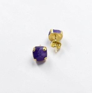 Raw Amethyst Gemstone Cushion Shape <b>Studs</b> Earrings Jewelry - Gold Electroplated Wholesale Handmade <b>Studs</b> <b>for</b> <b>Men</b> and Women - Product Image 3