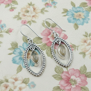 Boucles d'oreilles pendantes faites à la main en argent sterling 925 avec pierre précieuse rutile doré, cadre ovale perlé, bijoux bohèmes tendance, cadeau pour femme et épouse - Product Image 5