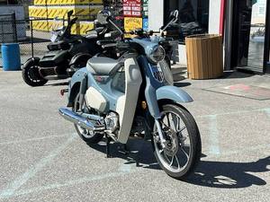 Top Norch 2024 Honda Super Cub C125 ABS Scooter-Moped Moto - Product Image 5