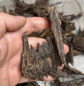Copeaux d'agarwood naturel AZ Oud Vietnam (Aquilaria Crassna) - 100% pur, sans additifs, longue durée de combustion, haute teneur en résine, encens - Product Image 4