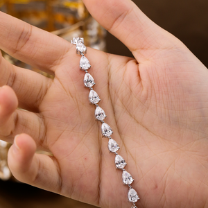 Pulsera de tenis chapada en oro de 18 quilates con diamantes cultivados en laboratorio de corte brillante pera de 0.30 quilates para mujer, joyería de boda - Product Image 5