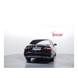 Mercedes-Benz Clase E E250 Avantgarde 2023, 20,815 km, Caja de Cambios Automática, Asientos de Cuero, Volante a la Izquierda, Cámara Trasera - Product Image 4