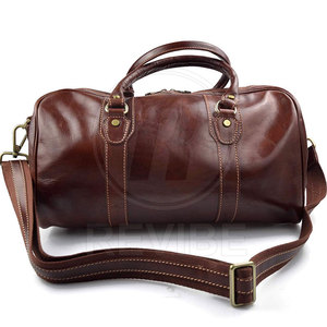 Elegantes Bolsas de Viaje de Cuero Genuino - Diseño Moderno, Sensación Premium, Capacidad de 30-40L, Plegables y Ecológicas - Product Image 2