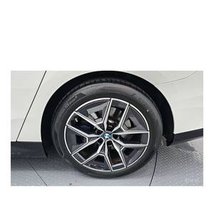 BMW Série 5 520i M Sport 2023 avec boîte de vitesses automatique, volant à gauche, sièges en cuir, caméra arrière, 14 603 km - Product Image 5