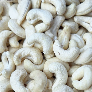 Hot Sale Raw Cashew <b>Nuts</b> WW180, WW240, WW320, LP, WS Cashew <b>Nuts</b> W180 Cashew <b>Nuts</b> Reasonable Price - Product Image 1