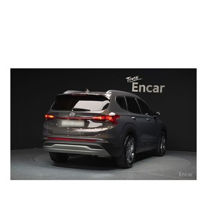 2021 for Hyundai Santa Fe Diesel 2.2 2WD with Automatic Gearbox Leather Seats 80,549 km Left Steering - Product Image 2