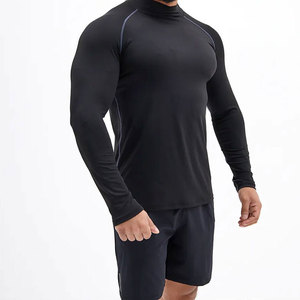 Haut de compression gris à manches longues pour homme, séchage rapide, idéal pour le sport (taille adulte) - Product Image 4