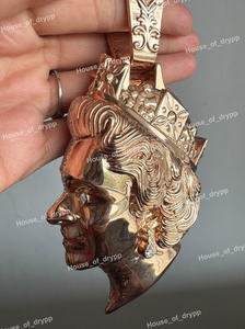 Colgante de Plata 925 con Diamante Moissanita, Diseño Artístico de Rostro de Mujer, Colgante con Acabado Artesanal Detallado - Product Image 3