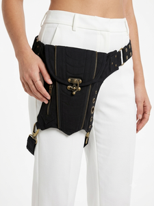 Sac banane en toile de coton durable de qualité supérieure avec sangle réglable et design multi-poches pour les voyages, la randonnée et l'usage quotidien – En promotion - Product Image 3