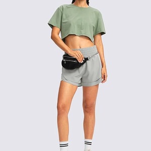 Shorts d'entraînement légers pour femmes 2-en-1, shorts de sport, yoga et course à pied avec doublure intégrée, taille élastique et poche latérale - Product Image 4