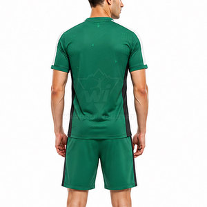 Uniforme de Fútbol Premium con Tela Transpirable, Perfecto para Entrenamientos Deportivos en Equipo y Partidos de Competición - Product Image 4