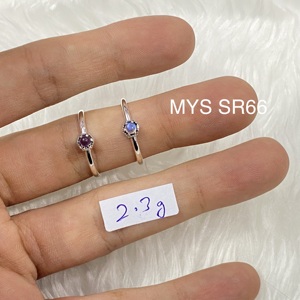 แหวนเงินแท้ 925 ทำมือ ประดับพลอยลาบราดอไรต์ทรงกลมและอเมทิสต์ ดีไซน์เนอร์เครื่องประดับสำหรับผู้หญิง - Product Image 1